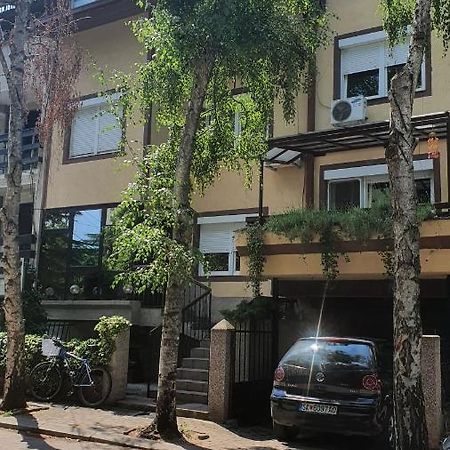 Guest House Kozle Skopje Ngoại thất bức ảnh