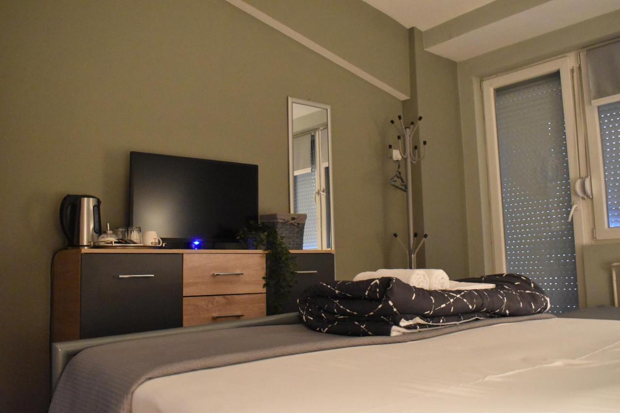 Guest House Kozle Skopje Ngoại thất bức ảnh