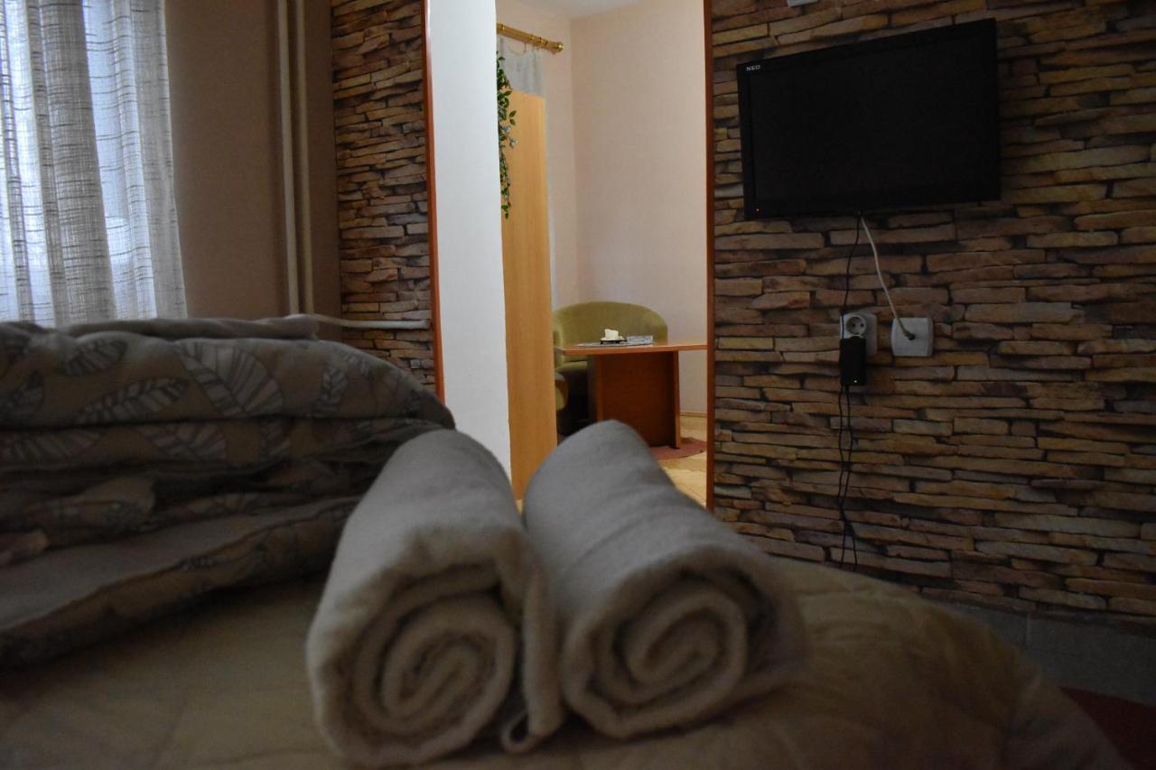 Guest House Kozle Skopje Ngoại thất bức ảnh