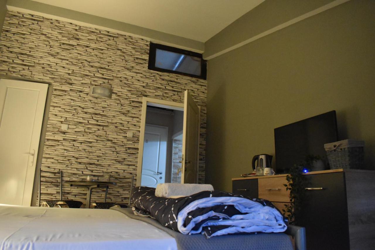 Guest House Kozle Skopje Ngoại thất bức ảnh