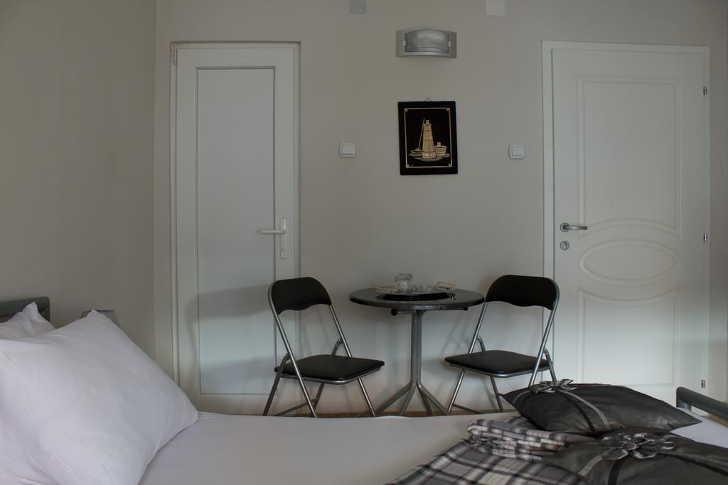 Guest House Kozle Skopje Ngoại thất bức ảnh
