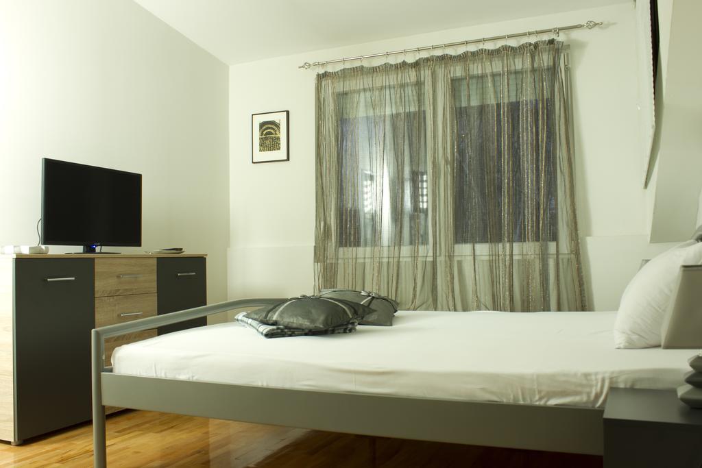 Guest House Kozle Skopje Ngoại thất bức ảnh